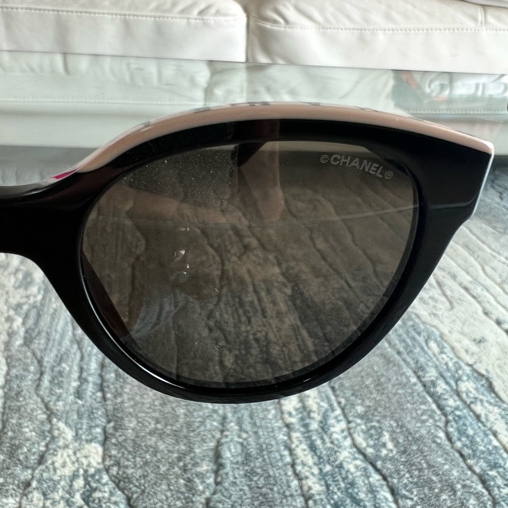 Chanel Butterfly Sunglasses - Picture 13 of 13